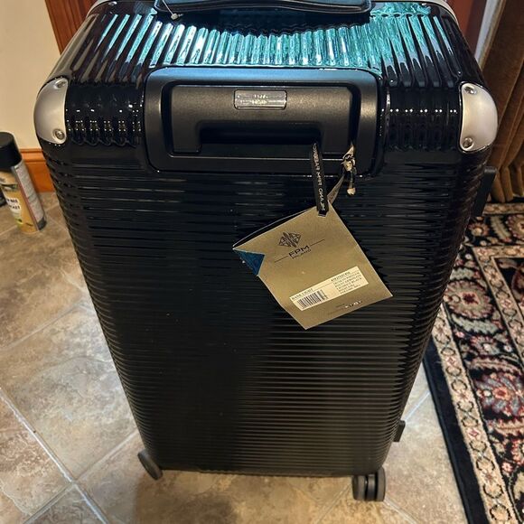 FPM Milano Bank light polycarbonate spinner suitcase made in Italy - Picture 8 of 16